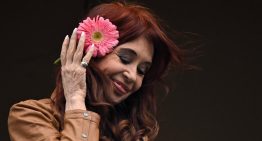 Expresidenta argentina Cristina Kirchner recibe alta tras internación por apendicitis