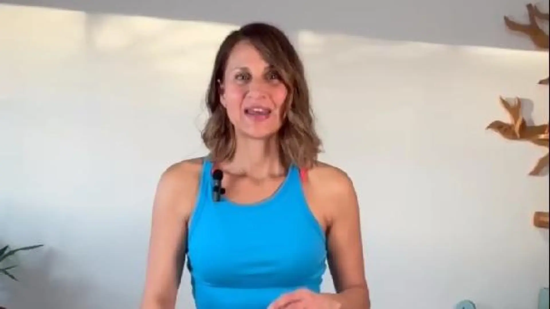 María Giner, entrenadora holística, sobre el dolor de espalda: «Con dos pelotas de tenis y un calcetín puedes soltar tus puntos gatillo»