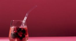 Mocktail de frutos rojos y romero: una bebida fresca, aromática y sin alcohol para cerrar el día