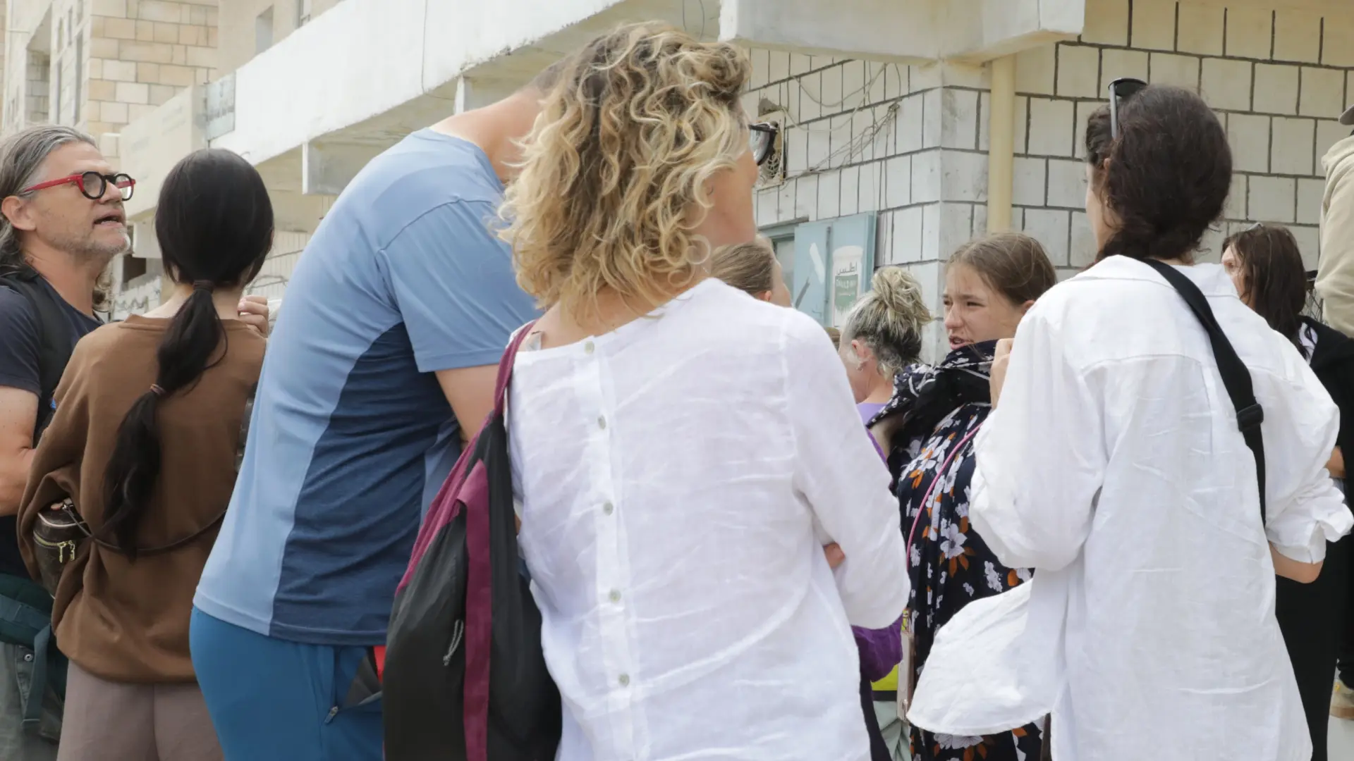 Llegan a Arabia Saudí los primeros españoles varados en Socotra por el conflicto en Yemen