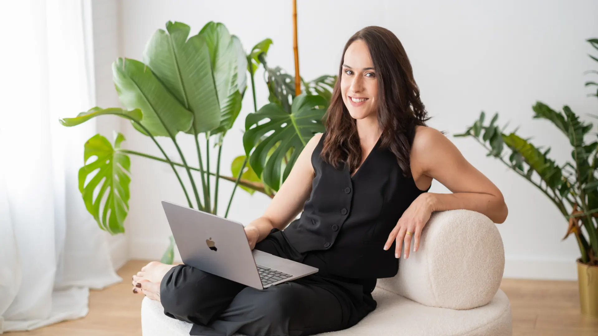 Sara Sarmiento, psicóloga y psicoanalista: «Lo que realmente nos conecta con el presente y le da sentido a la vida no es lo extraordinario, sino lo más sencillo»