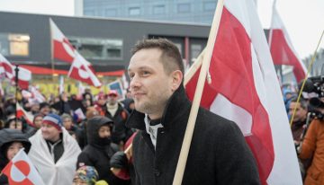 Miles de manifestantes protestan en Dinamarca y Groenlandia contra planes de Trump