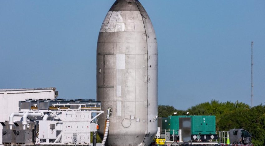 NASA traslada cohete lunar a plataforma de lanzamiento antes de la misión Artemis 2