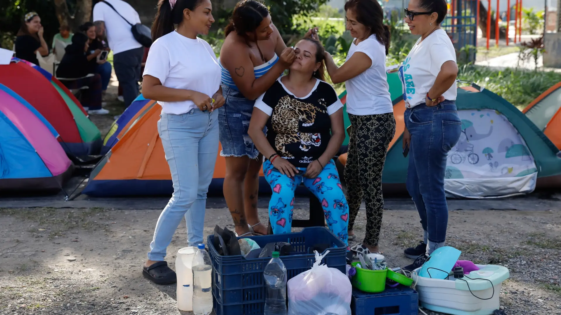 La excarcelación de al menos 104 presos políticos en Venezuela es recibida con «gran alegría» por sus familiares