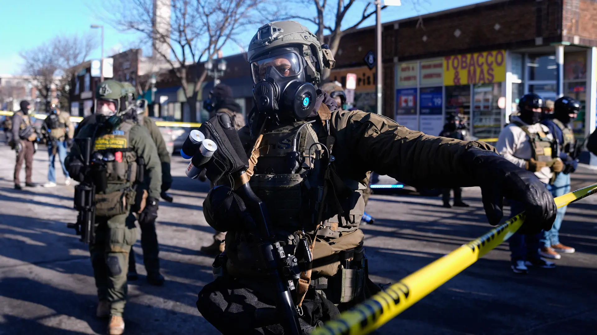 Trump defiende a los agentes del ICE y exige a Minnesota la entrega de «todos los criminales inmigrantes ilegales» para deportarlos