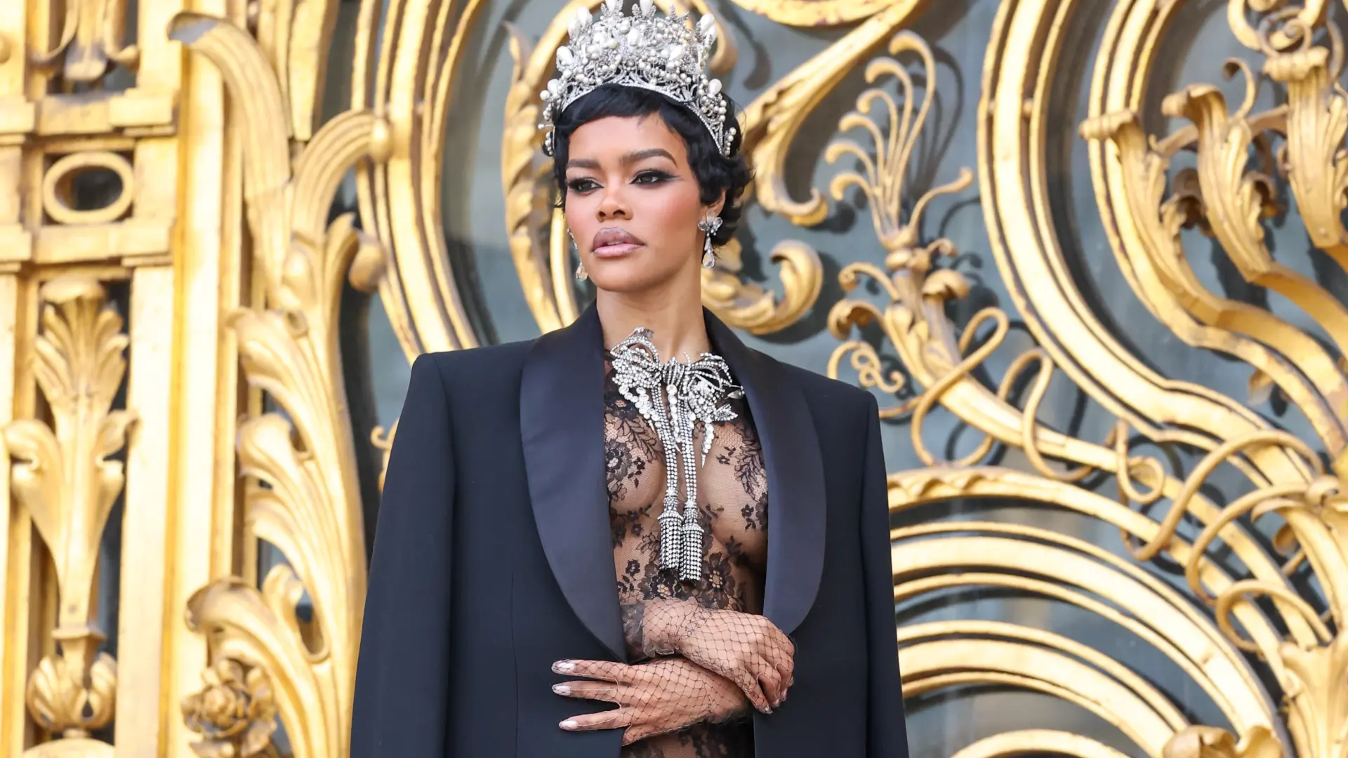 Las joyas robadas del Louvre, en la pasarela