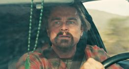 Leonardo DiCaprio recibió este premio de forma remota debido a la incursión de EEUU en Venezuela