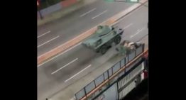 Tanquetas en los alrededores del Palacio Presidencial de Miraflores este #3Ene (VIDEO)