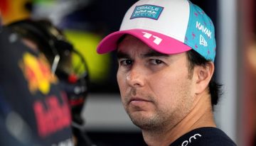 Checo Pérez les pidió a los mexicanos que «aprendan» de los fanáticos argentinos: «Estoy muy impresionado por cómo apoyan a Franco Colapinto»