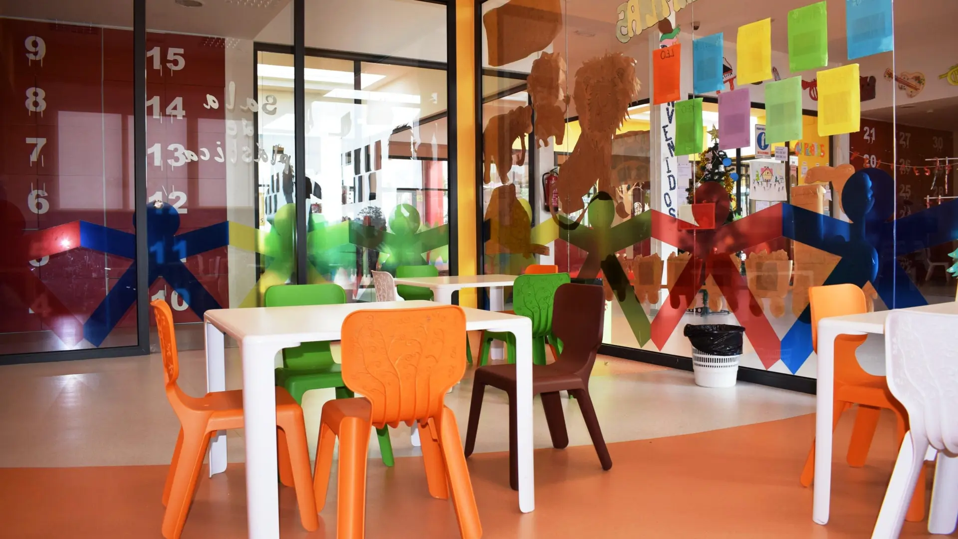 Condenan a 30 años de prisión a una empleada de guardería en Francia que mató a una niña con dosis masivas de desatascador