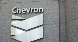 Chevron mantiene conversaciones con EEUU para ampliar la licencia en Venezuela