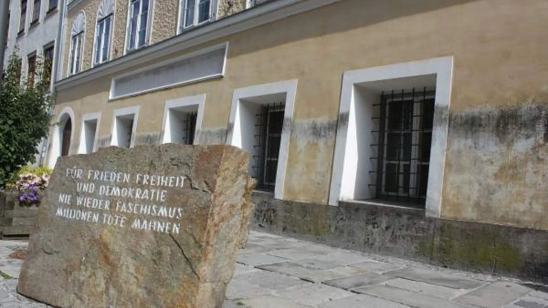 La casa natal de Hitler en Austria será una comisaría de policía para «neutralizar» el edificio y ahuyentar a los neonazis