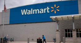 Walmart se convierte en la primera minorista en entrar al club del billón de dólares
