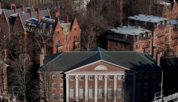 Gobierno de Trump demanda a Harvard para obtener información sobre admisiones de estudiantes