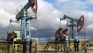 Precios del petróleo cierran con ligera alza antes de nuevas conversaciones entre EU e Irán