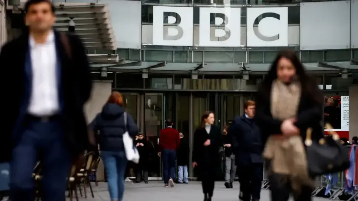 La BBC planea reducir costos en un 10% durante los próximos tres años
