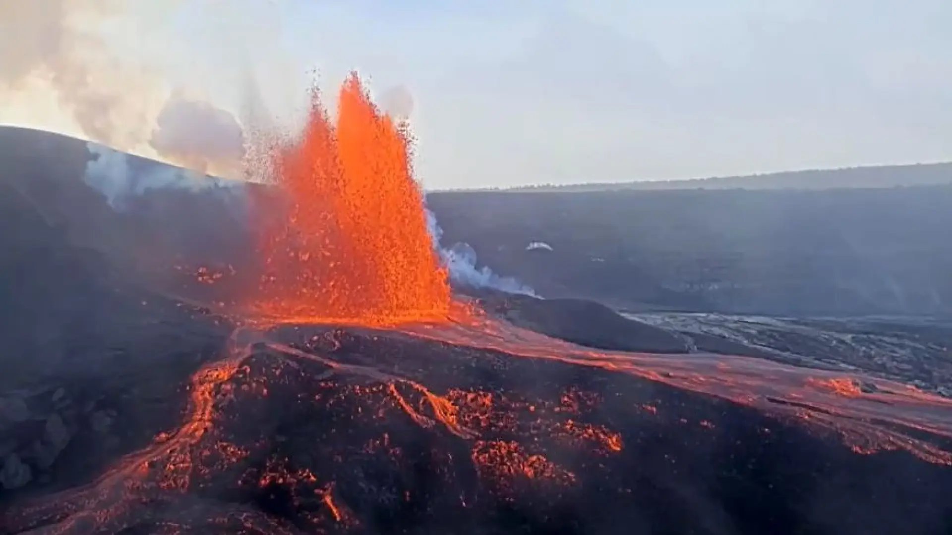Sigue en directo la brutal erupción del volcán Kilauea en Hawái