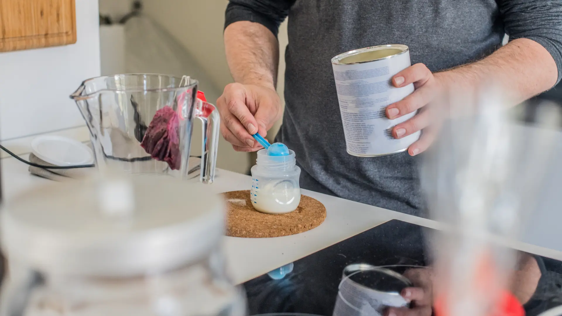 Los riesgos de la leche de fórmula contaminada con cereulida: se investigan más de 40 posibles casos en Europa y dos muertes