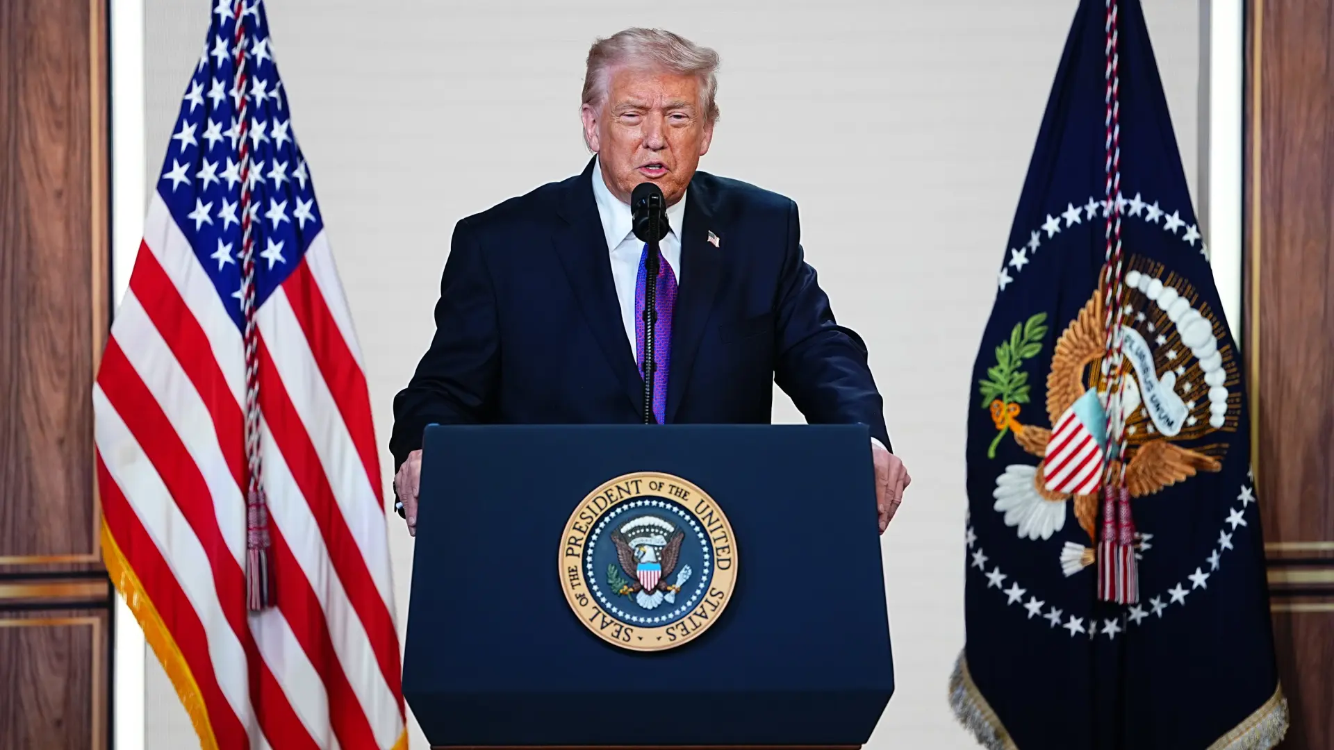 Trump concede indultos a cinco exjugadores de la NFL que cometieron delitos federales y que tenían antecedentes por drogas