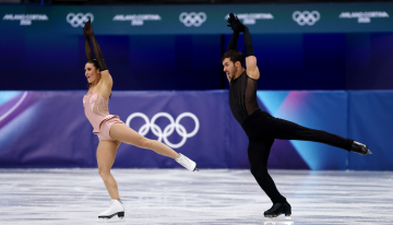 Milán-Cortína 2026: Patinadores franceses Cizeron y Fournier Beaudry lideran la danza sobre hielo
