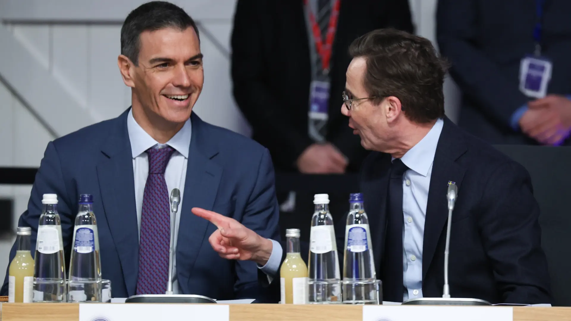 Más Europa o menos legislación: los líderes de la UE reconocen la «urgencia» pero entran en un círculo vicioso sobre competitividad