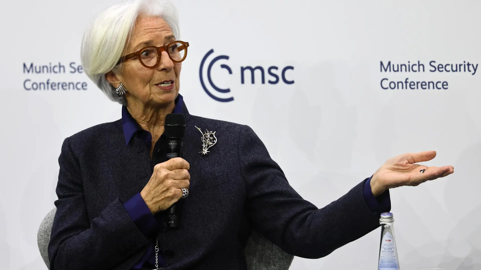 Lagarde asegura que la «patada en el culo» de Trump a Europa ha unido más a los líderes europeos: «Eso debe continuar»