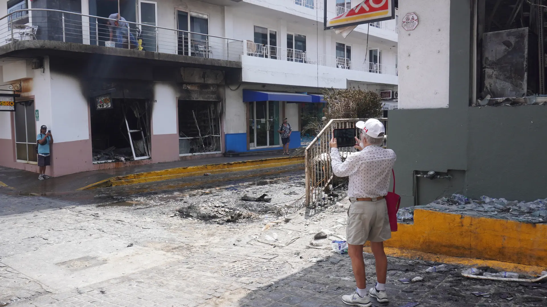 EEUU levanta la alerta de seguridad para sus ciudadanos en México tras la ola de violencia por la muerte de El Mencho