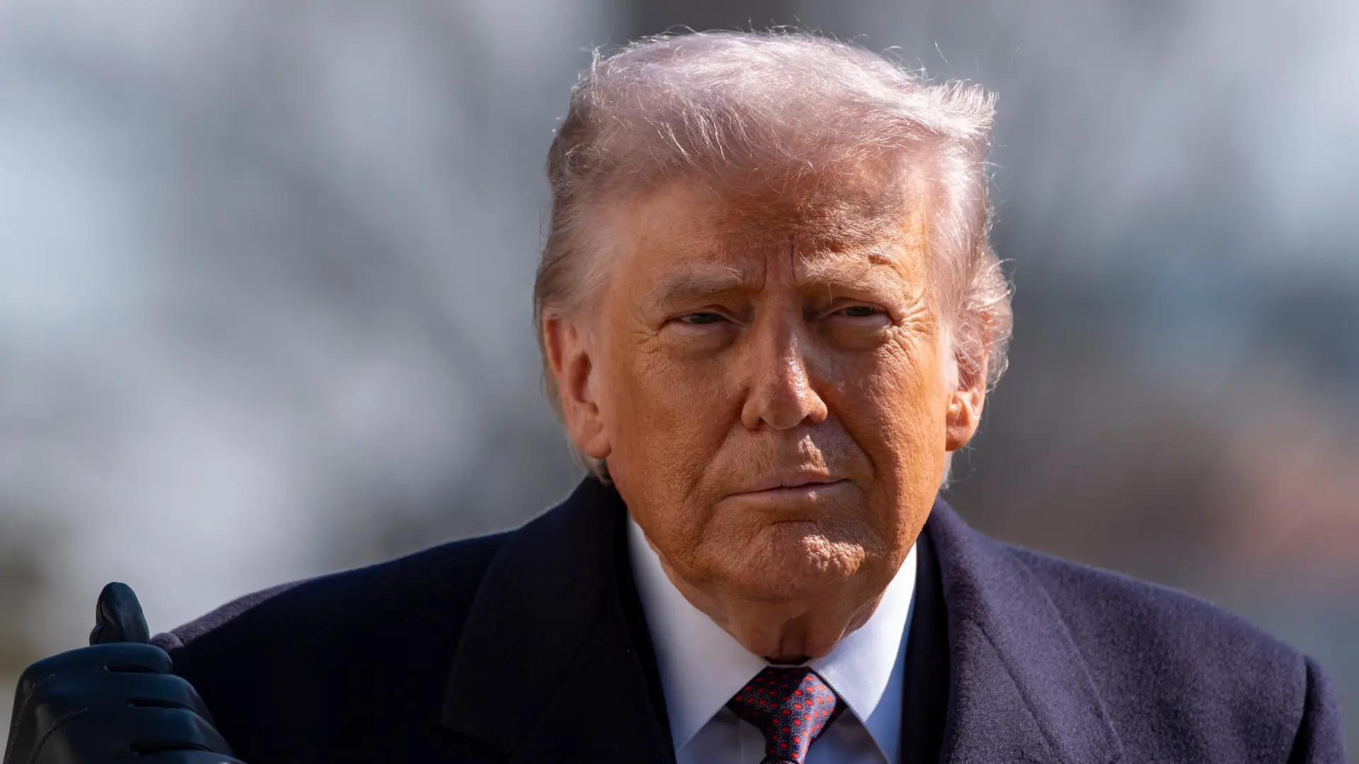 Trump dice que EEUU podría realizar «una toma de Cuba amistosa»