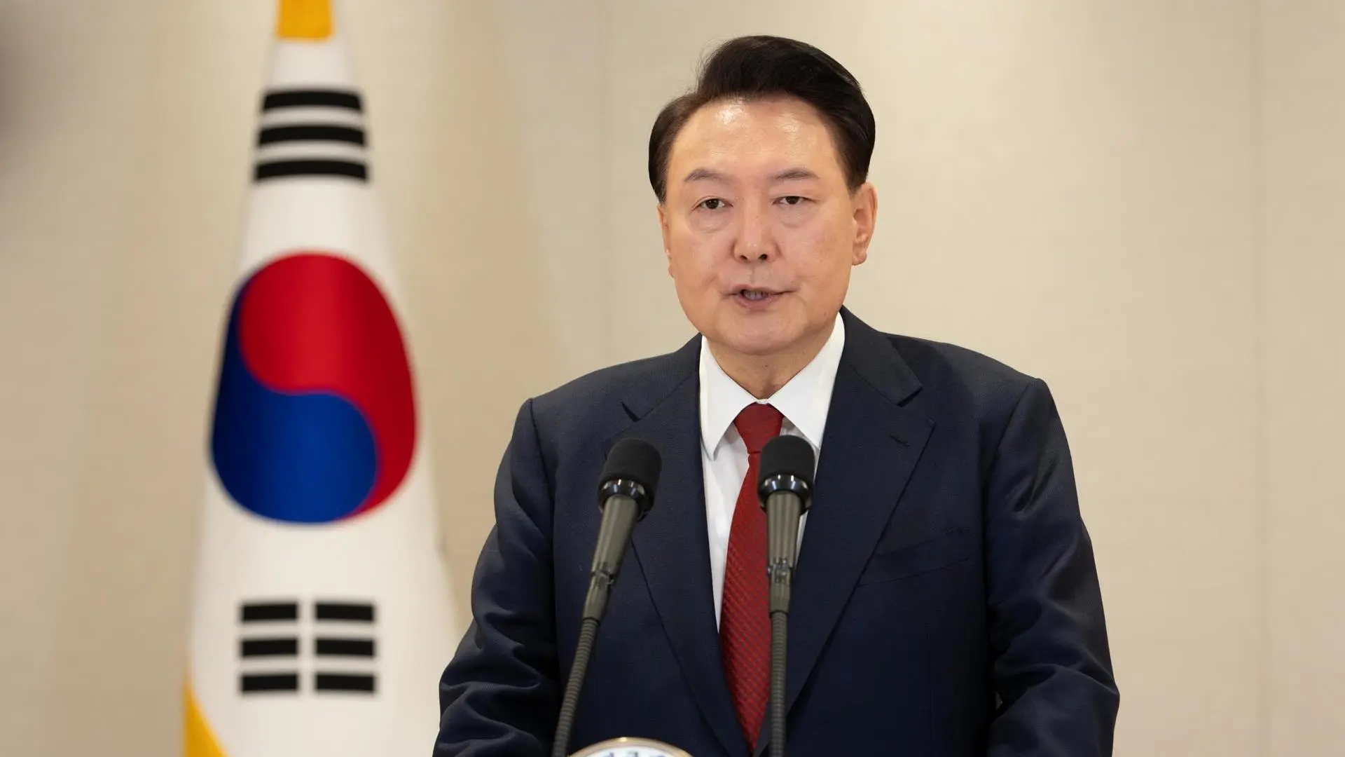 Un tribunal de Corea del Sur condena al expresidente Yoon Suk Yeol a cadena perpetua por la ley marcial