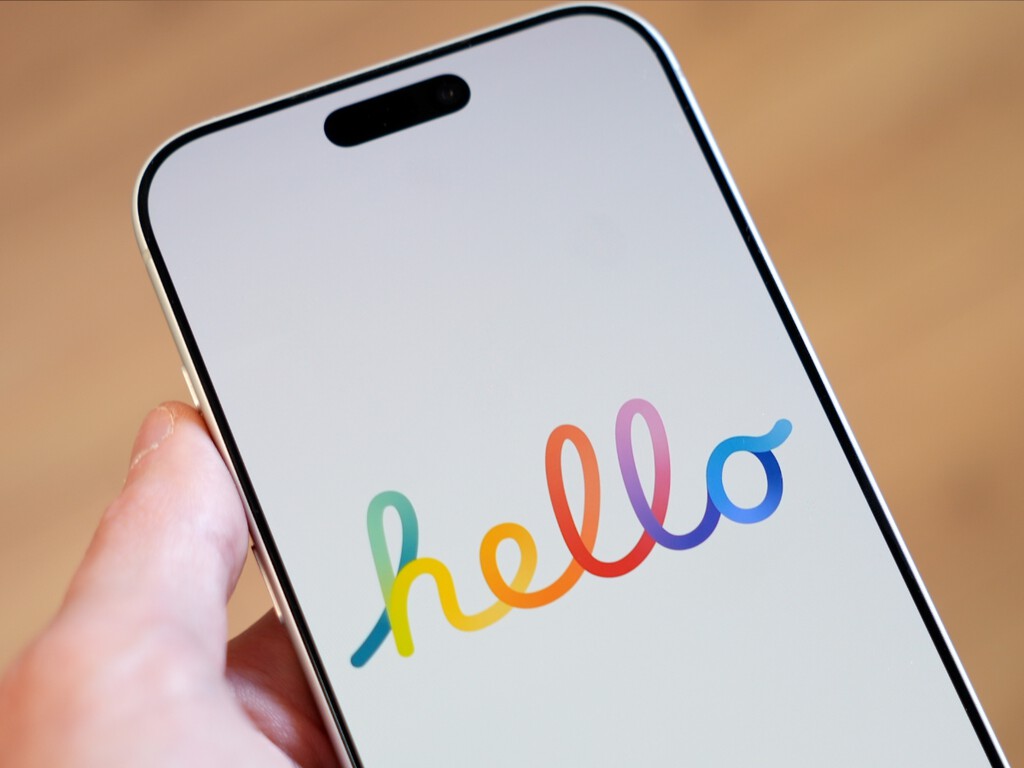 Bajar al barro de Instagram parecía imposible para Apple. Su nueva cuenta nos trae a una compañía dispuesta a "soltarse la melena" 