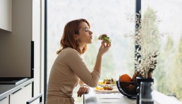 Manuel Viso, médico y divulgador científico: «El pan integral y el blanco engordan lo mismo; la diferencia está en su calidad nutricional»
