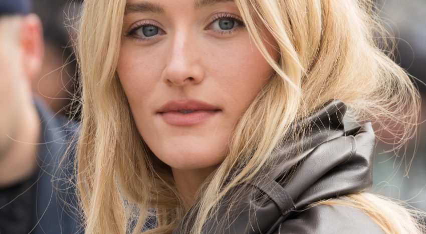 La chica de moda, Sarah Pidgeon, conoce estos 5 trucos de maquillador  para conseguir una mirada más luminosa y unos ojos más grandes