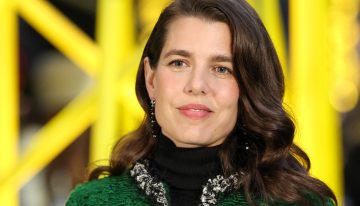 Raquel Álvarez, maquilladora: «El colorete rejuvenecedor de Carlota Casiraghi se aplica en la zona alta del pómulo, pegado a la ojera, si lo ponemos justo en la zona baja puede hacer caer el rostro»