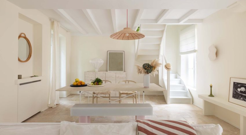 Los colores de pared que veremos en 2026, desde el blanco óptico hasta el amarillo ámbar