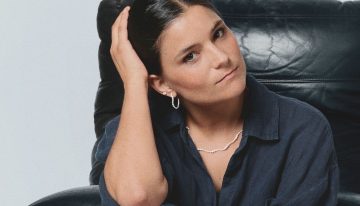 Paola Sasplugas, fundadora de la firma de joyas PdPaola: «Mis mejores momentos de inspiración llegan cuando pinto con mi hija de 4 años»