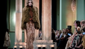 El efecto Johanna Ortiz: «Mis amigas siempre dicen que cuando llevan mis vestidos se sienten guapas y se lo dicen»