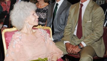 Cayetano Martínez de Irujo: «Mi abuelo obligaba a mi madre a llevar el pelo corto. ¡Con lo que le gustaban sus rizos a la pequeña Tana! Convenció a la nanny para que le comprara una peluca»