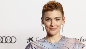 ¿Es la sombra de ojos gris (que llevan Marta Nieto y Norma Ruiz) el truco definitivo para abrir la mirada sin cirugía?