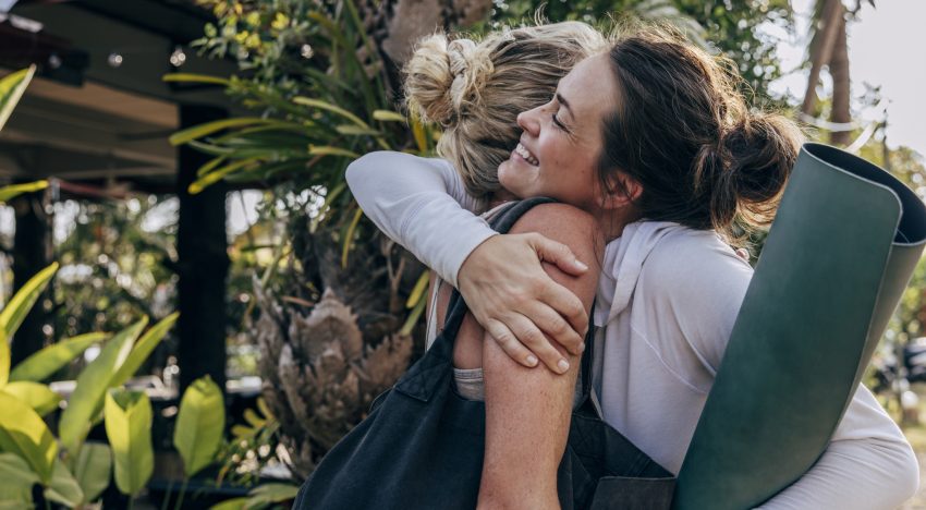 Estela Lladó-Carbó, especialista en neurofisiología, sobre cómo prevenir el envejecimiento: «Las gafas de filtro de luz azul ayudan un poco, pero lo mejor es no tener que usarlas»