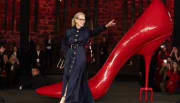 Alberto Sanguino, estilista capilar sobre el peinado infalible de Meryl Streep: «Recomiendo coleta alta para cara redonda; intermedia para el resto de óvalos y baja para rostros alargados»