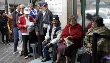 Instituciones con atención prioritaria: ¿ qué servicios especiales ofrecen a adultos mayores?