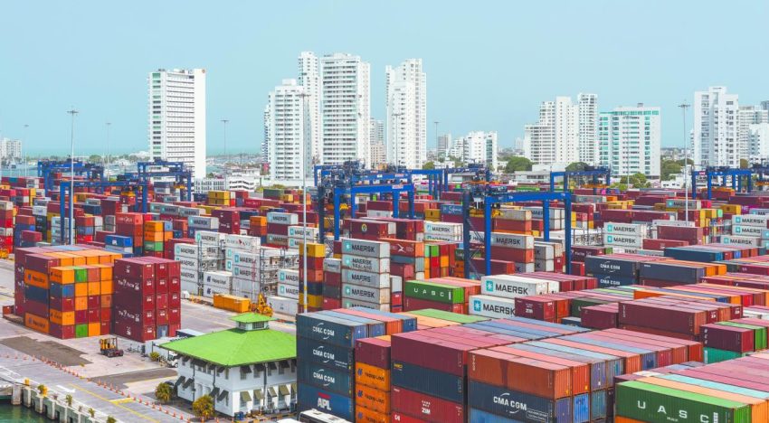 Ministros de Venezuela y Colombia se reúnen en Caracas, discuten sobre comercio, energía