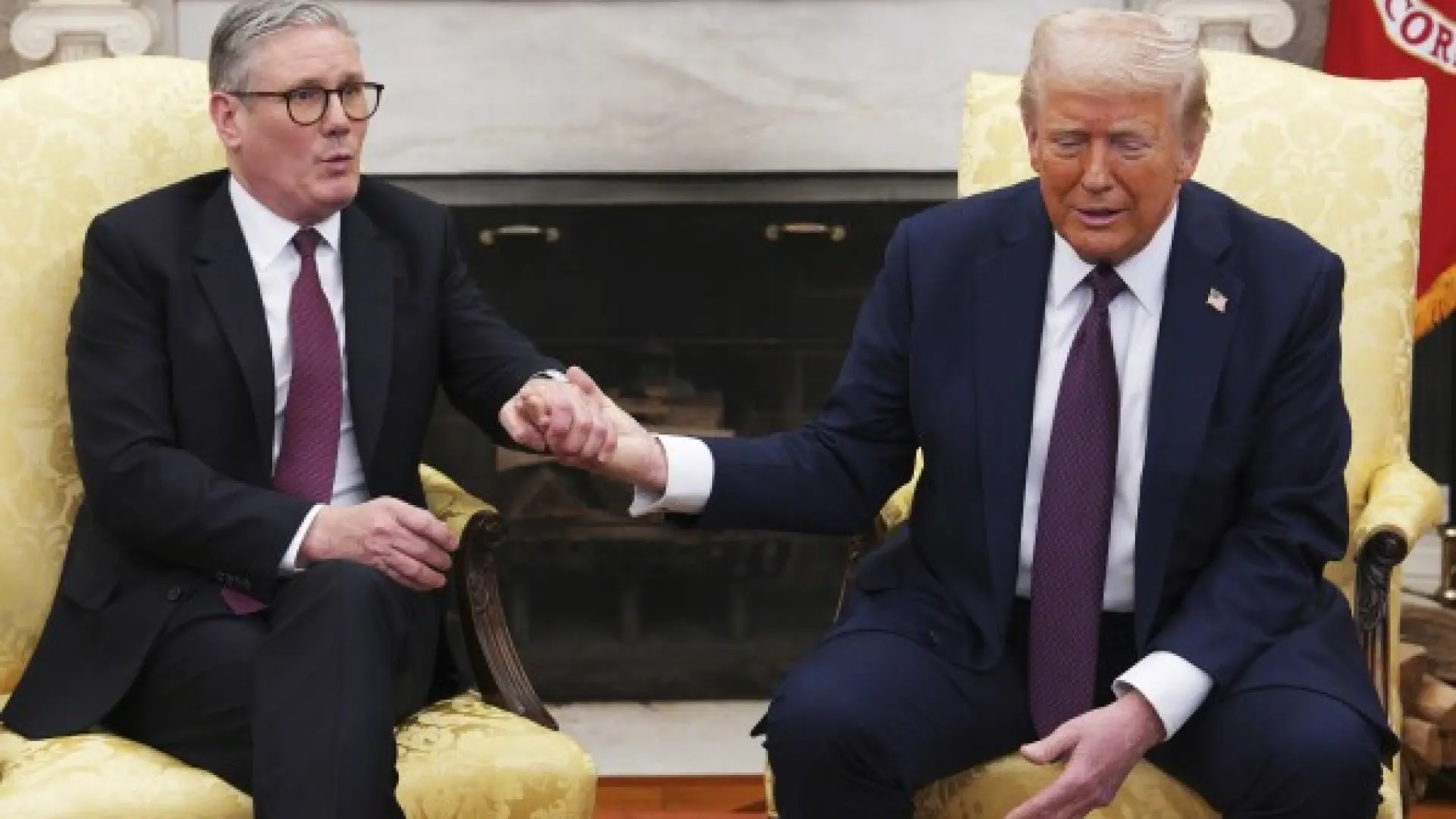 Reino Unido dice ahora que analiza «intensamente» cómo ayudar a Trump en Irán para reabrir el estrecho de Ormuz