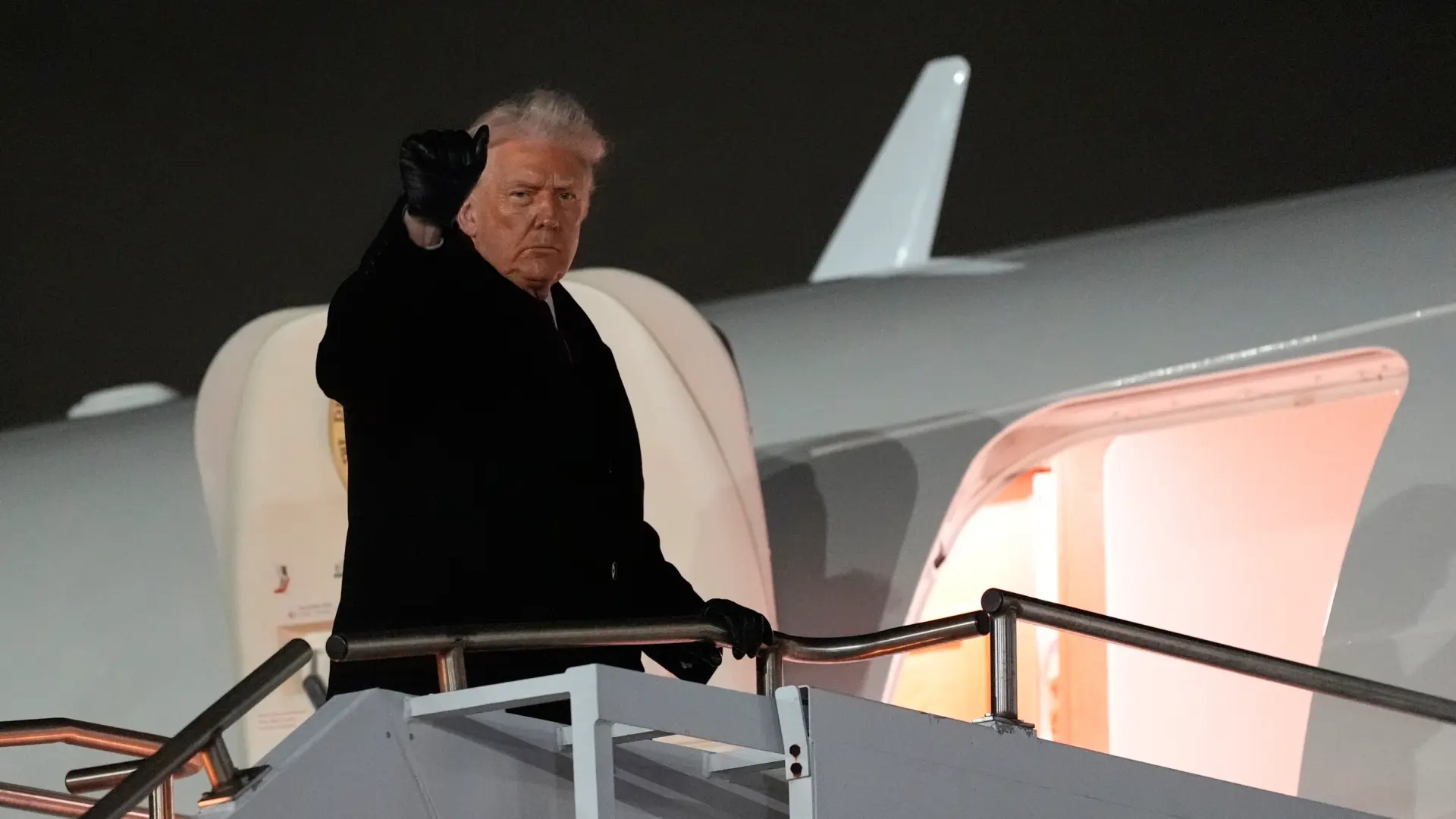 Los refugios de Trump si estallara una guerra nuclear mundial: los tres búnkeres activos donde 'instalar' una Casa Blanca