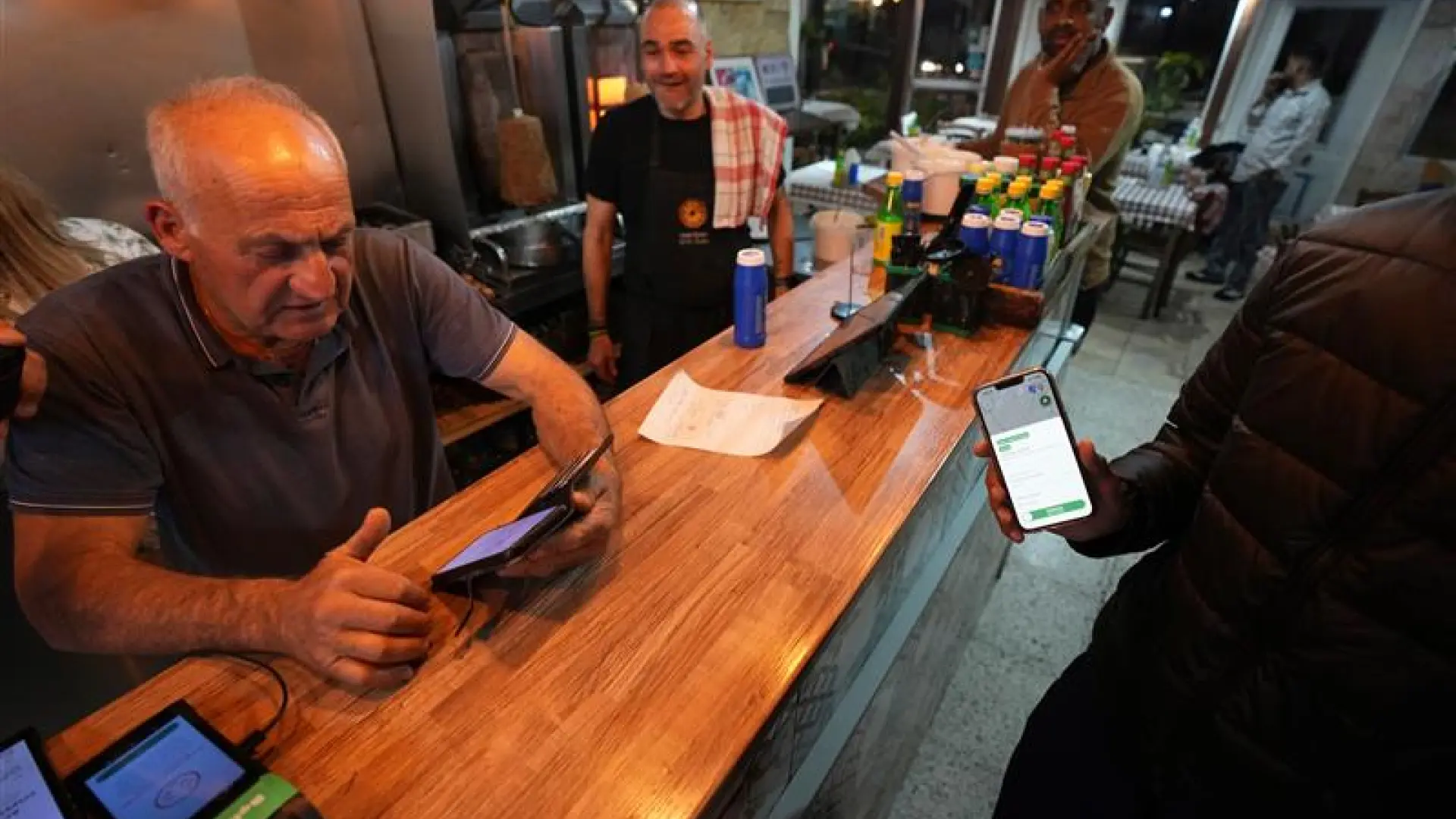 Tensión en Chipre tras el ataque con drones: «El Gobierno envía alertas, informa de los refugios… Nos preparan para otro escenario»