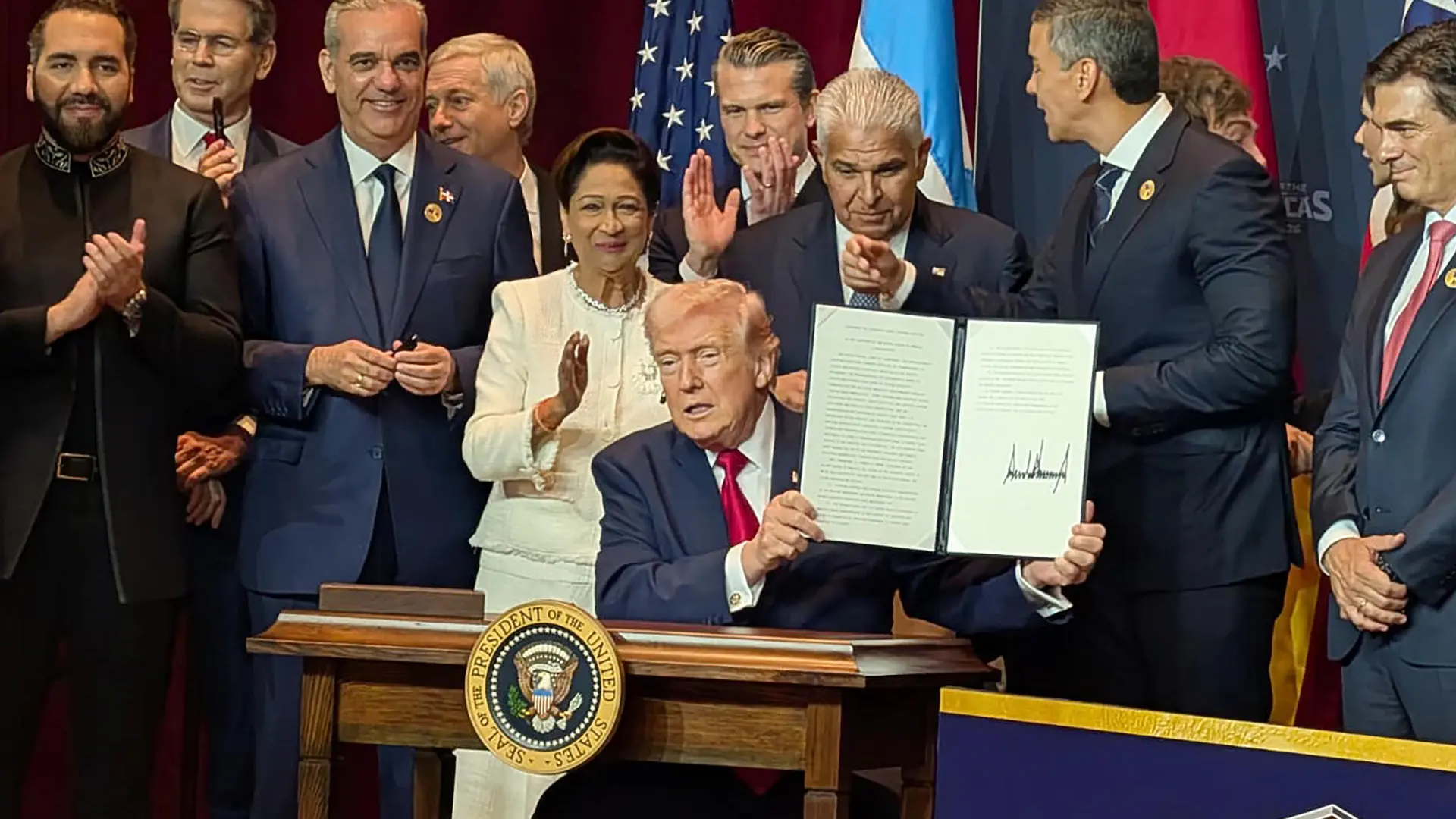 Trump afirma que Cuba está «en sus últimos momentos» pero tendrá «una gran vida nueva»