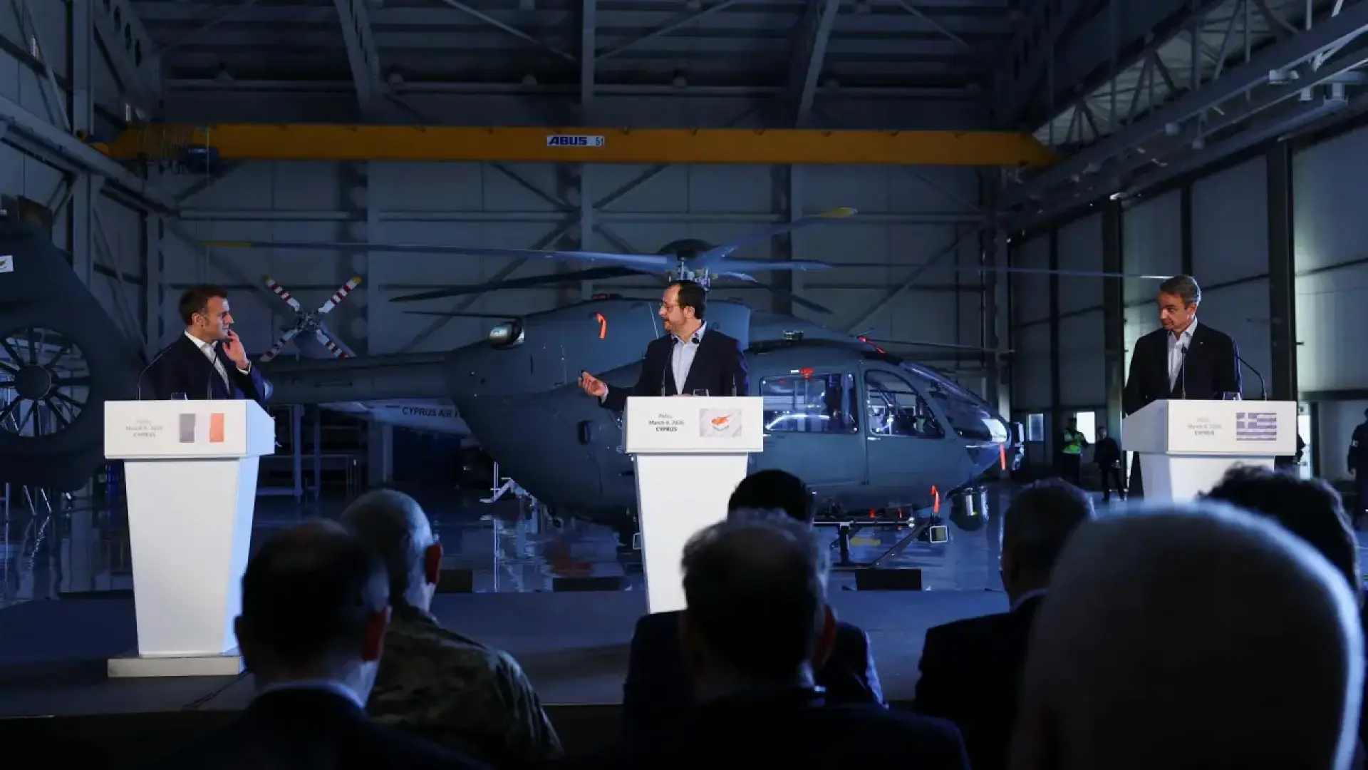 Macron anuncia una misión «puramente defensiva» para reabrir el Estrecho de Ormuz