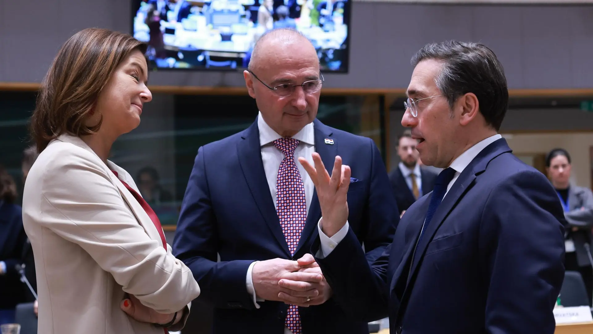 Los países europeos rechazan la misión en Ormuz que propone Kallas mientras Trump les chantajea con el futuro de la OTAN