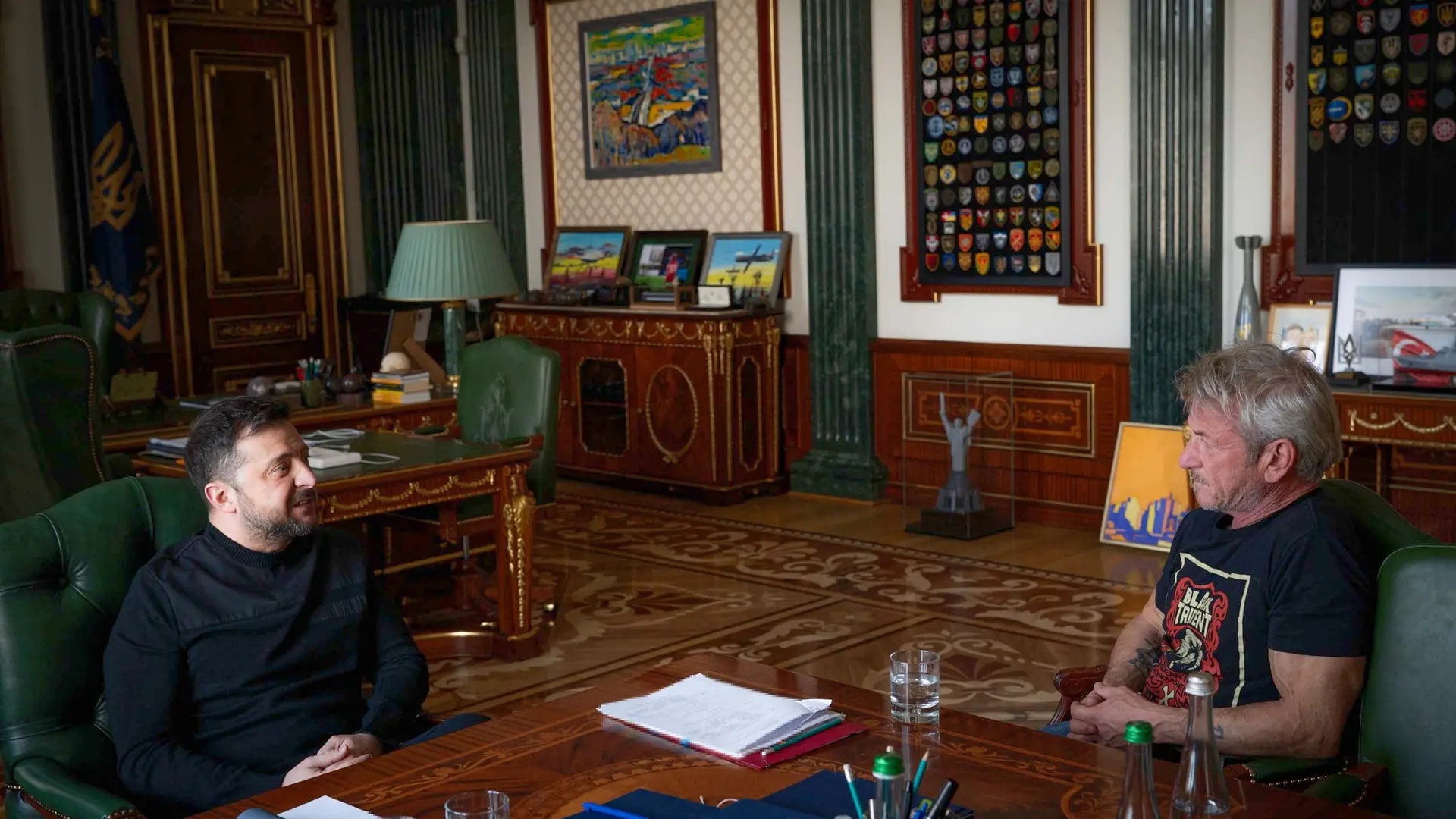 Sean Penn no fue a recoger su tercer Oscar por viajar a Ucrania para visitar a Zelenski