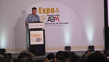 Crece crédito 10 veces más rápido que la economía: Romano Mussali